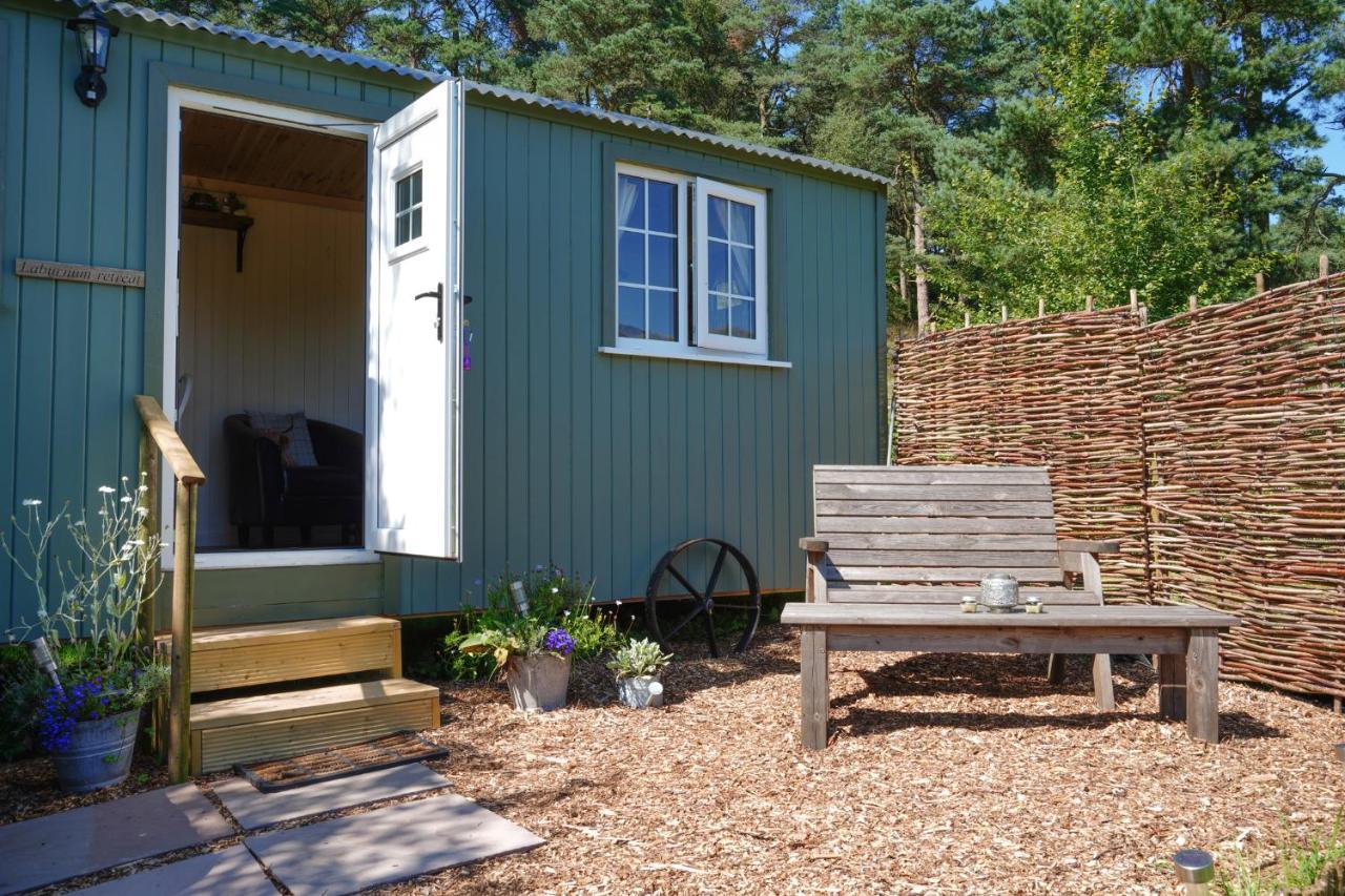 The Laburnum Retreat Shepherd Hut Private Hot Tub Upper Hulme Exterior foto